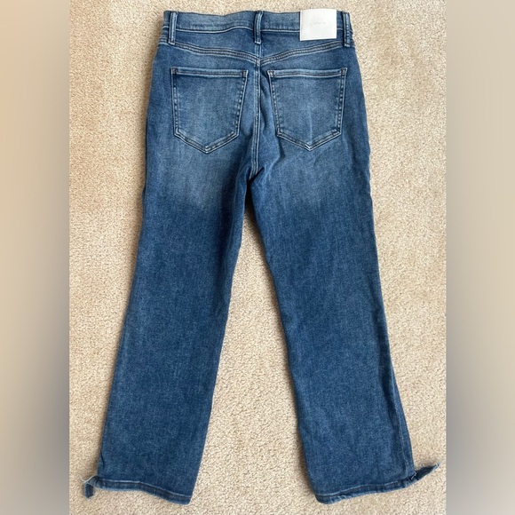 Express Medium Wash Cropped Flare High Rise Hyper Stretch Denim Jeans Size 8 - Picture 4 of 13